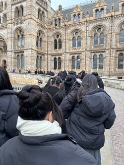 LINE_ALBUM_イギリス修学旅行　4日目_240112_3.jpg